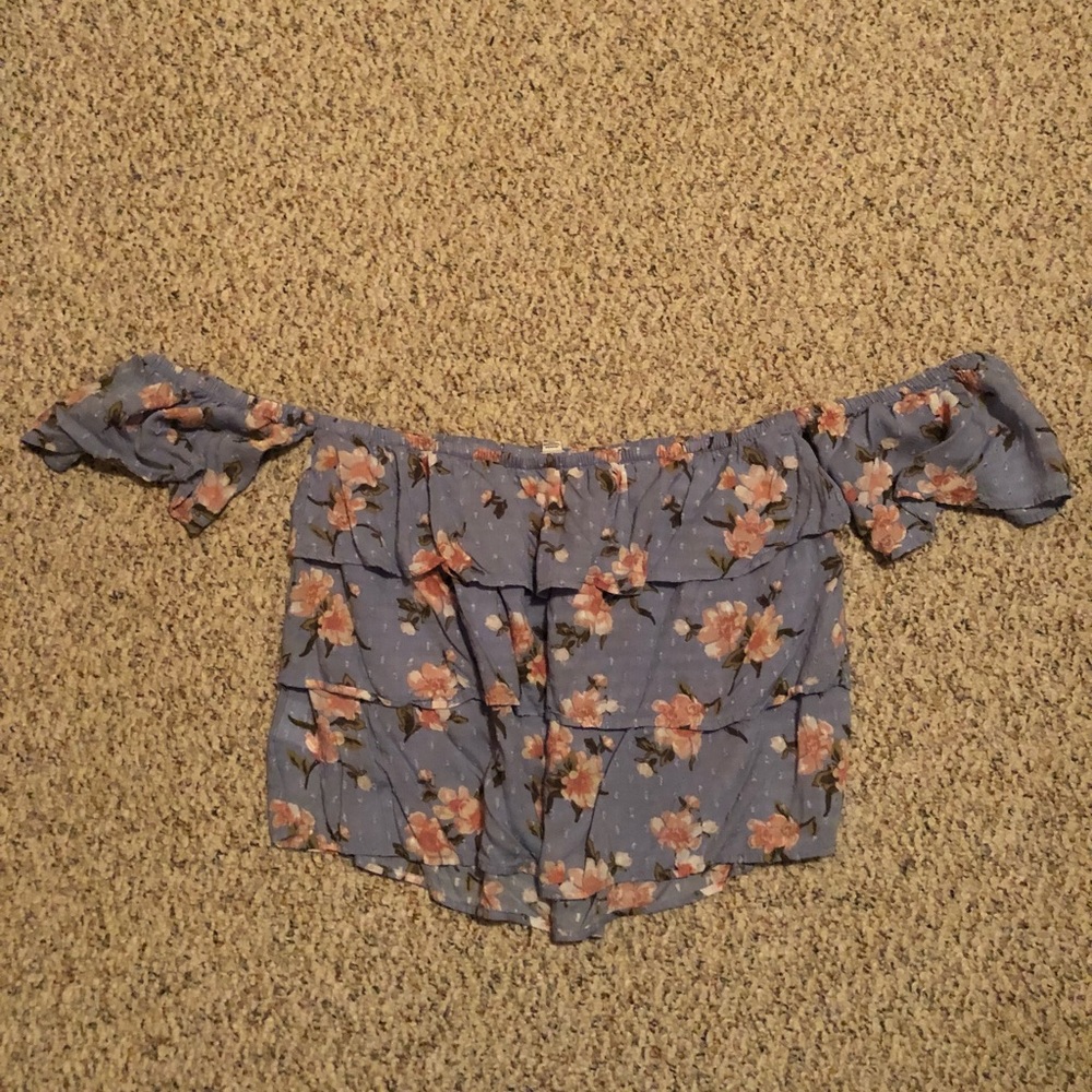 American Eagle Off the Shoulder Top - Picture 7 of 7